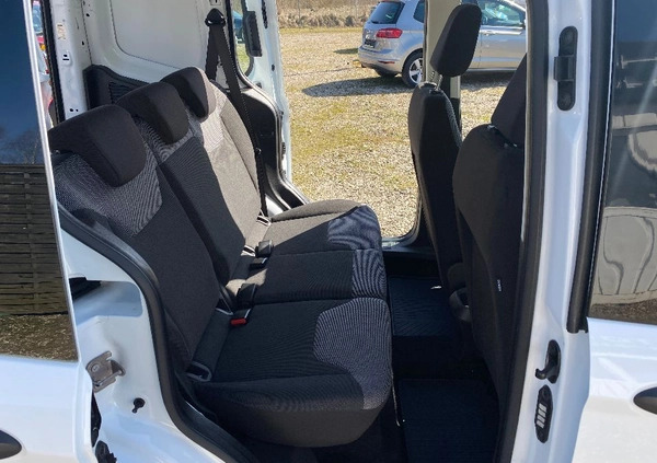 Ford Transit Courier cena 35547 przebieg: 154604, rok produkcji 2016 z Karczew małe 172